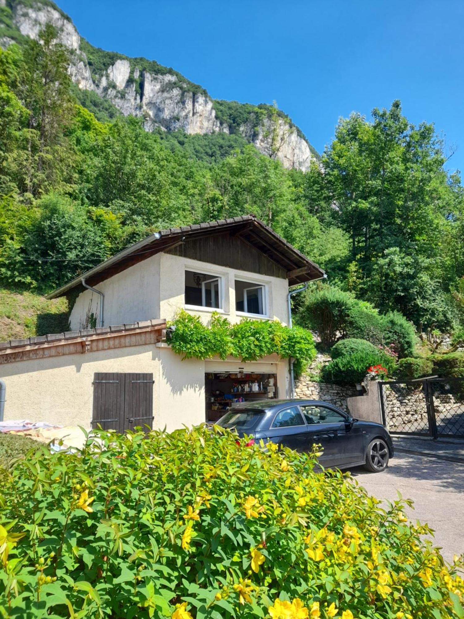 Lacustra Chindrieux Exterior foto